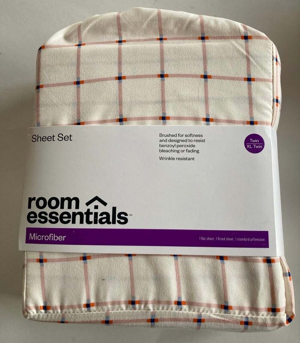 Room Essentials Twin/XL Twin Microfiber Sheet Set‎ Plaid